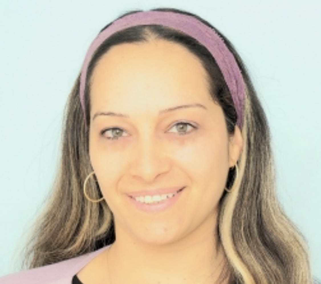 רחלי ביטון | מטפלת בדמיון מודרך | טראומה | nlp ותקשור