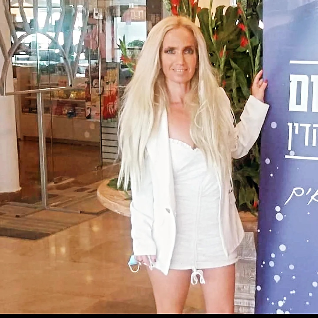 איריס צור | משרד עורכי דין איריס צור | דיני ירושה | צוואות | מומחית באפוטרופסות