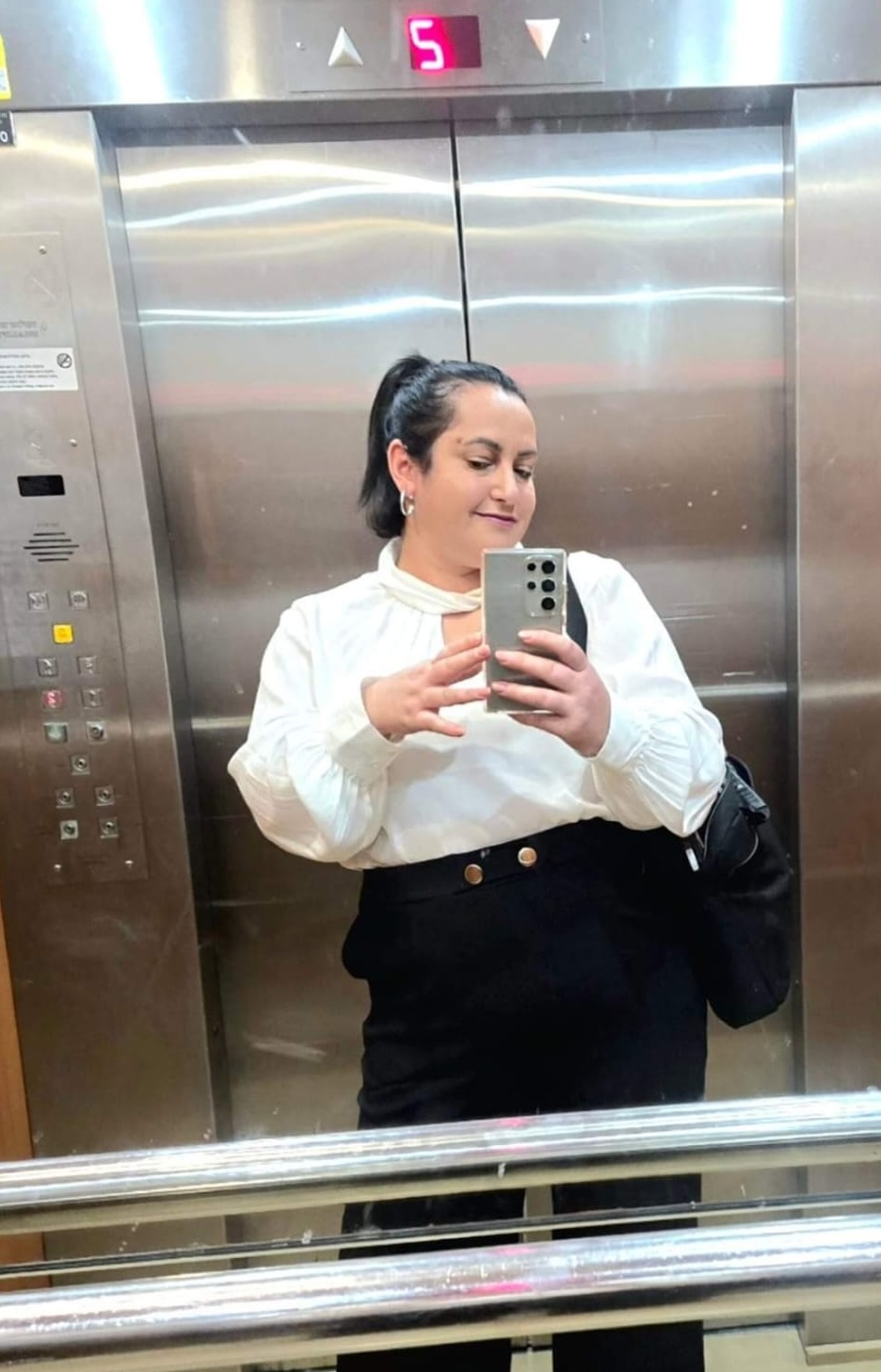 משרד עו"ד רוני בן אב | עורכת דין רוני בן אב | צווי הגנה ומשפט פלילי | דיני משפחה | מקבלת לקוחות בצפון, מרכז והשרון